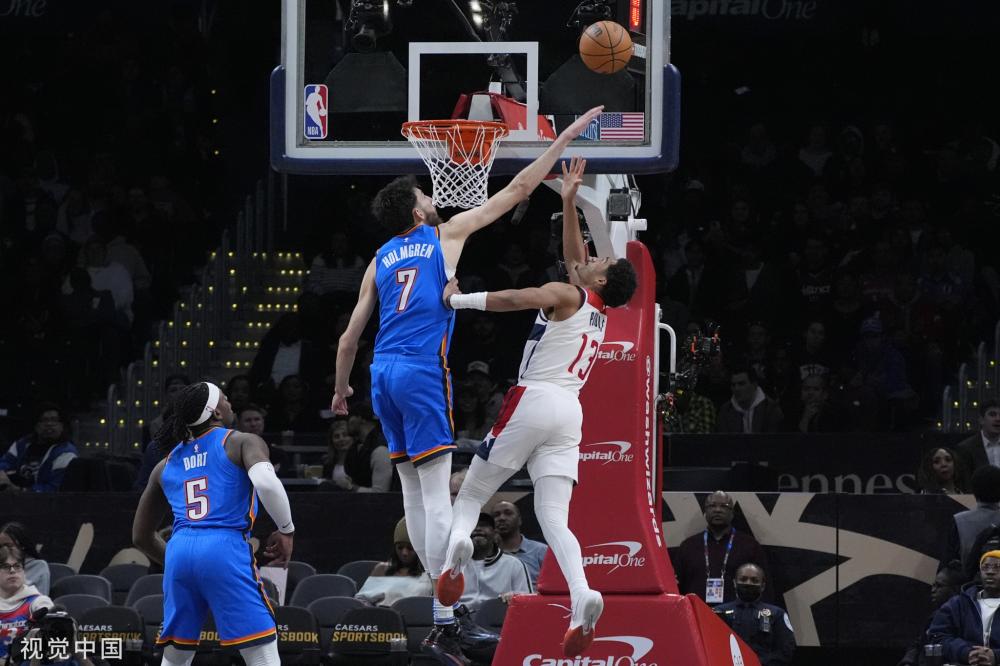 与此同时 与此同时